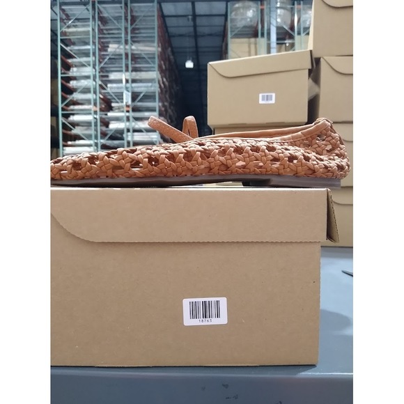 CUSHIONAIRE Shoes - CUSHIONAIRE Weavy womens Mary Jane Flat